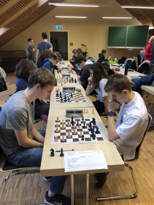 Die Topspieler (Jonas Petrow gegen Aaron Breß) - noch ein Duell zwischen »Torgelow« und »Makkabi«; Foto: Stein Röste